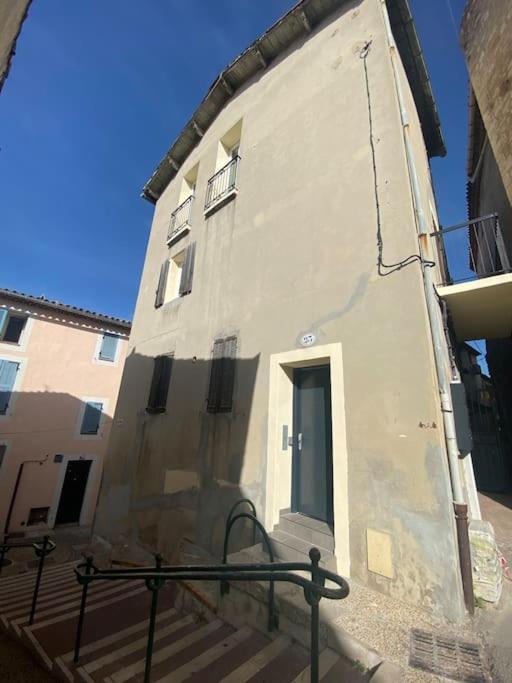 Bel Appartement T1 30M2 Centre Historique Aubagne Exterior photo